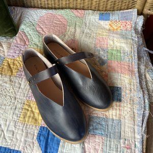 NWT Sevilla Smith EMI mary-janes w/shearling insoles